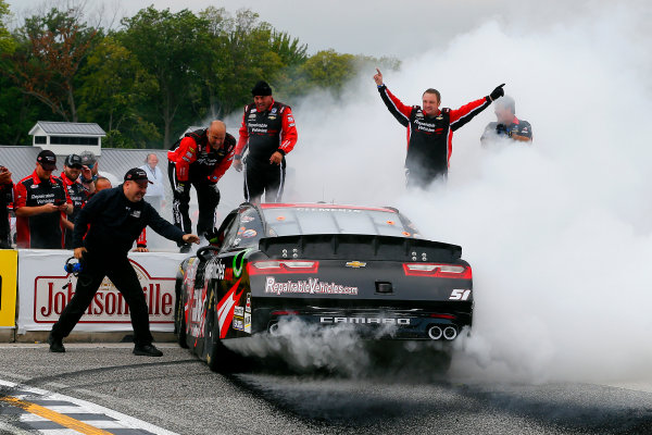 NASCAR XFINITY Series
Johnsonville 180
Road America, Elkhart Lake, WI USA
Sunday 27 August 2017
Jeremy Clements, RepairableVehicles.com Chevrolet Camaro celebrates his win with a burnout
World Copyright: Russell LaBounty
LAT Images NASCAR XFINITY Series
Johnsonville 180
Road America, Elkhart Lake, WI USA
Sunday 27 August 2017
Jeremy Clements, RepairableVehicles.com Chevrolet Camaro celebrates his win with a burnout
World Copyright: Russell LaBounty
LAT Images