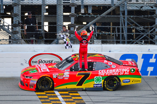NASCAR XFINITY Series
TheHouse.com 300
Chicagoland Speedway, Joliet, IL USA
Saturday 16 September 2017
Justin Allgaier, BRANDT / Celebrating the Future of AG Chevrolet Camaro celebrates
World Copyright: Logan Whitton
LAT Images NASCAR XFINITY Series
TheHouse.com 300
Chicagoland Speedway, Joliet, IL USA
Saturday 16 September 2017
Justin Allgaier, BRANDT / Celebrating the Future of AG Chevrolet Camaro celebrates
World Copyright: Logan Whitton
LAT Images