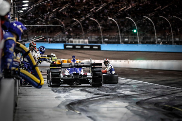 Verizon IndyCar Series
Desert Diamond West Valley Phoenix Grand Prix
Phoenix Raceway, Avondale, AZ USA
Saturday 29 April 2017
Carlos Munoz, A.J. Foyt Enterprises Chevrolet pit stop
World Copyright: Michael L. Levitt
LAT Images Verizon IndyCar Series
Desert Diamond West Valley Phoenix Grand Prix
Phoenix Raceway, Avondale, AZ USA
Saturday 29 April 2017
Carlos Munoz, A.J. Foyt Enterprises Chevrolet pit stop
World Copyright: Michael L. Levitt
LAT Images