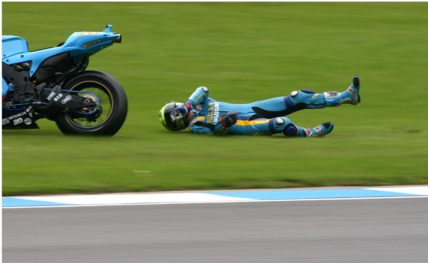 2007 Moto GP British Grand Prix.
Donington Park, England.
22nd-24th June 2007.
Chris Vermeulen (Rizla Suzuki Moto GP, Suzuki GSV-R XRG0) high-siding in craner curves. Action, sequence, crash.
World Copyright: Kevin Wood/LAT Photographic
ref: Digital Image IMG_5040 2007 Moto GP British Grand Prix.
Donington Park, England.
22nd-24th June 2007.
Chris Vermeulen (Rizla Suzuki Moto GP, Suzuki GSV-R XRG0) high-siding in craner curves. Action, sequence, crash.
World Copyright: Kevin Wood/LAT Photographic
ref: Digital Image IMG_5040