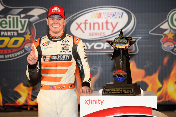 NASCAR XFINITY Series
O’Reilly Auto Parts 300
Texas Motor Speedway
Fort Worth, TX USA
Saturday 4 November 2017
Erik Jones, GameStop Call of Duty WWII Toyota Camry, celebrates in victory Lane.
World Copyright: John K Harrelson
LAT Images NASCAR XFINITY Series
O’Reilly Auto Parts 300
Texas Motor Speedway
Fort Worth, TX USA
Saturday 4 November 2017
Erik Jones, GameStop Call of Duty WWII Toyota Camry, celebrates in victory Lane.
World Copyright: John K Harrelson
LAT Images