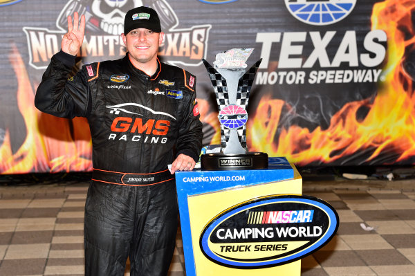 3-4 November, 2016, Fort Worth, Texas USA
Johnny Sauter (21) celebrates after winning at Texas.
©2016, John Harrelson / LAT Photo USA 3-4 November, 2016, Fort Worth, Texas USA
Johnny Sauter (21) celebrates after winning at Texas.
©2016, John Harrelson / LAT Photo USA