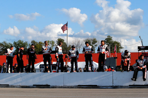 NASCAR XFINITY Series
Mid-Ohio Challenge
Mid-Ohio Sports Car Course, Lexington, OH USA
Saturday 12 August 2017
Sam Hornish Jr, Discount Tire Ford Mustang crew celebrates the win 
World Copyright: Russell LaBounty
LAT Images