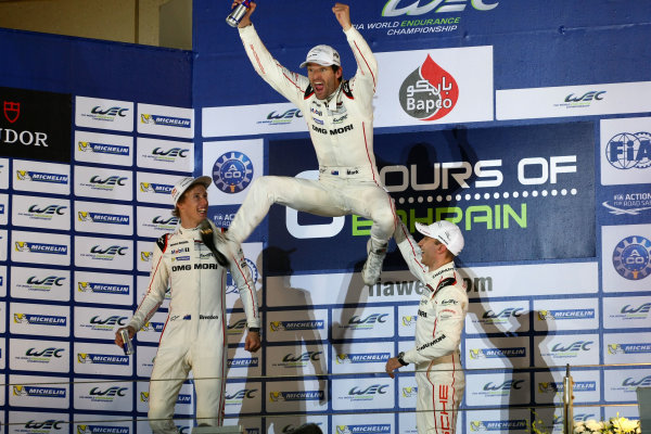 2015 FIA World Endurance Championship,
Bahrain International Circuit, Bahrain.
19th - 21st November 2015.
Timo Bernhard / Mark Webber / Brendon Hartley Porsche Team Porsche 919 Hybrid.
World Copyright: Jakob Ebrey / LAT Photographic. 2015 FIA World Endurance Championship,
Bahrain International Circuit, Bahrain.
19th - 21st November 2015.
Timo Bernhard / Mark Webber / Brendon Hartley Porsche Team Porsche 919 Hybrid.
World Copyright: Jakob Ebrey / LAT Photographic.