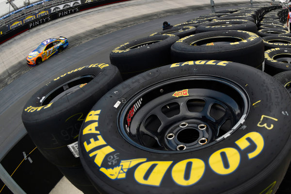 Monster Energy NASCAR Cup Series
Food City 500
Bristol Motor Speedway, Bristol, TN USA
Friday 21 April 2017
Ricky Stenhouse Jr
World Copyright: Nigel Kinrade
LAT Images
ref: Digital Image 17BRI1nk01321