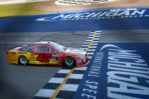 Monster Energy NASCAR Cup Series
FireKeepers Casino 400
Michigan International Speedway, Brooklyn, MI USA
Sunday 18 June 2017
Kyle Larson, Chip Ganassi Racing, Cars 3 Target Chevrolet SS takes the checkered flag
World Copyright: Logan Whitton
LAT Images Monster Energy NASCAR Cup Series
FireKeepers Casino 400
Michigan International Speedway, Brooklyn, MI USA
Sunday 18 June 2017
Kyle Larson, Chip Ganassi Racing, Cars 3 Target Chevrolet SS takes the checkered flag
World Copyright: Logan Whitton
LAT Images