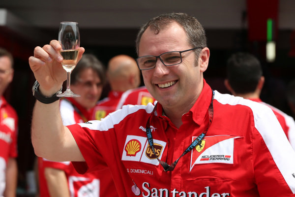 Stefano Domenicali (ITA) Ferrari General Director celebrates the 200th Grand Prix start of his driver Fernando Alonso (ESP) Ferrari, with champagne.
Formula One World Championship, Rd2, Malaysian Grand Prix, Race, Sepang, Malaysia, Sunday 24 March 2013.
