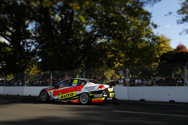 Round 4 - Hamilton 400.
Hamilton City Street Circuit, Hamilton, New Zealand.
17th - 18th April 2010.
Car 39, Holden Commodore VE, Paul Morris Motorsport, Russell Ingall, Supercheap Auto Racing.
World Copyright: Mark Horsburgh / LAT Photographic
ref: 39-Ingall-EV04-10-6309 Round 4 - Hamilton 400.
Hamilton City Street Circuit, Hamilton, New Zealand.
17th - 18th April 2010.
Car 39, Holden Commodore VE, Paul Morris Motorsport, Russell Ingall, Supercheap Auto Racing.
World Copyright: Mark Horsburgh / LAT Photographic
ref: 39-Ingall-EV04-10-6309