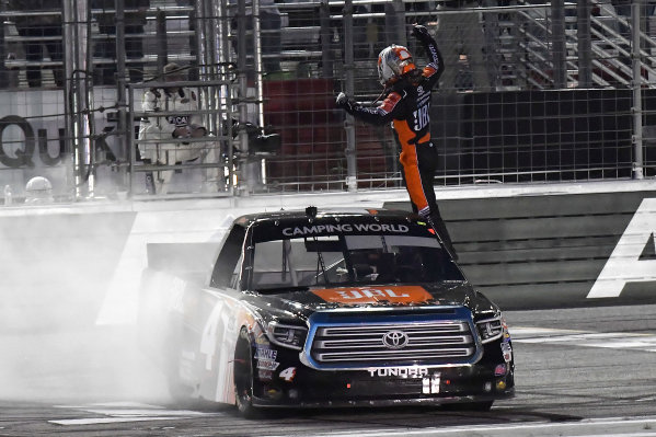 2017 NASCAR Camping World Truck Series - Active Pest Control 200
Atlanta Motor Speedway, Hampton, GA USA
Saturday 4 March 2017
Christopher Bell
World Copyright: Rusty Jarrett/LAT Images
ref: Digital Image 17ATL1rj_2313 2017 NASCAR Camping World Truck Series - Active Pest Control 200
Atlanta Motor Speedway, Hampton, GA USA
Saturday 4 March 2017
Christopher Bell
World Copyright: Rusty Jarrett/LAT Images
ref: Digital Image 17ATL1rj_2313