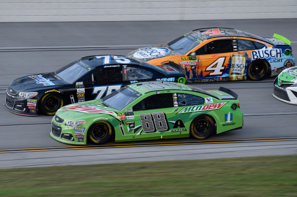 Monster Energy NASCAR Cup Series
Alabama 500
Talladega Superspeedway
Talladega, AL USA
Sunday 15 October 2017
Dale Earnhardt Jr, Hendrick Motorsports, Mountain Dew Chevrolet SS, Kevin Harvick, Stewart-Haas Racing, Busch Light Outdoors Ford Fusion
World Copyright: Rusty Jarrett
LAT Images Monster Energy NASCAR Cup Series
Alabama 500
Talladega Superspeedway
Talladega, AL USA
Sunday 15 October 2017
Dale Earnhardt Jr, Hendrick Motorsports, Mountain Dew Chevrolet SS, Kevin Harvick, Stewart-Haas Racing, Busch Light Outdoors Ford Fusion
World Copyright: Rusty Jarrett
LAT Images
