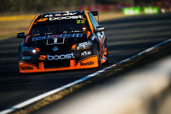 2017 Supercars Championship Round 8.
Ipswich SuperSprint, Queensland Raceway, Queensland, Australia.
Friday 28th July to Sunday 30th July 2017.
James Courtney, Walkinshaw Racing.
World Copyright: Daniel Kalisz/ LAT Images
Ref: Digital Image 280717_VASCR8_DKIMG_8417.jpg 2017 Supercars Championship Round 8.
Ipswich SuperSprint, Queensland Raceway, Queensland, Australia.
Friday 28th July to Sunday 30th July 2017.
James Courtney, Walkinshaw Racing.
World Copyright: Daniel Kalisz/ LAT Images
Ref: Digital Image 280717_VASCR8_DKIMG_8417.jpg