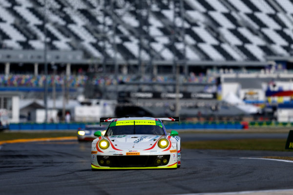 2017 Rolex 24 Hours.
Daytona, Florida, USA
Friday 27 January 2017.
#59 Manthey Racing Porsche 911 GT3 R: Sven Muller, Reinhold Renger, Harald Proczyk, Steve Smith, Matteo Cairoli
World Copyright: Alexander Trienitz/LAT Images
ref: Digital Image 2017-24h-Daytona-AT1-1420