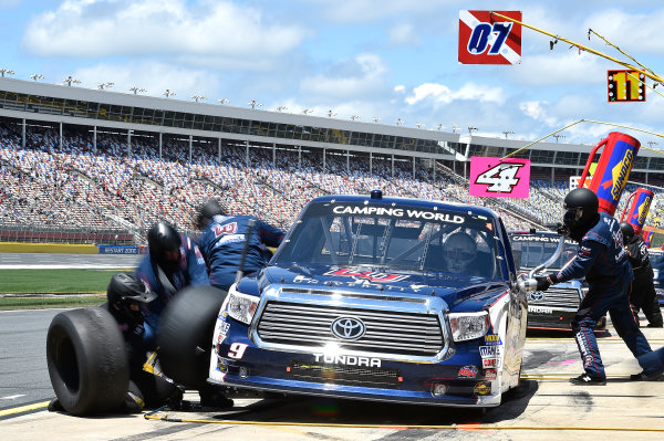 19-20 May, 2016, Concord, North Carolina, USA
William Byron (9) makes a pit stop.
?2016, John Harrelson / LAT Photo USA 19-20 May, 2016, Concord, North Carolina, USA
William Byron (9) makes a pit stop.
?2016, John Harrelson / LAT Photo USA