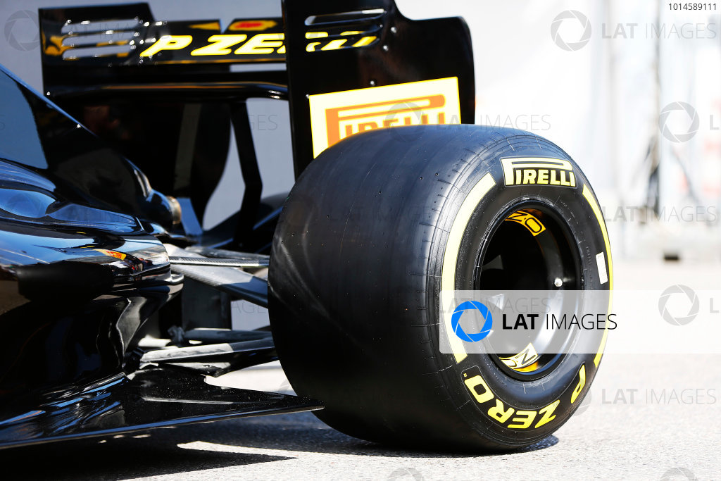 F1 Tyres Size
