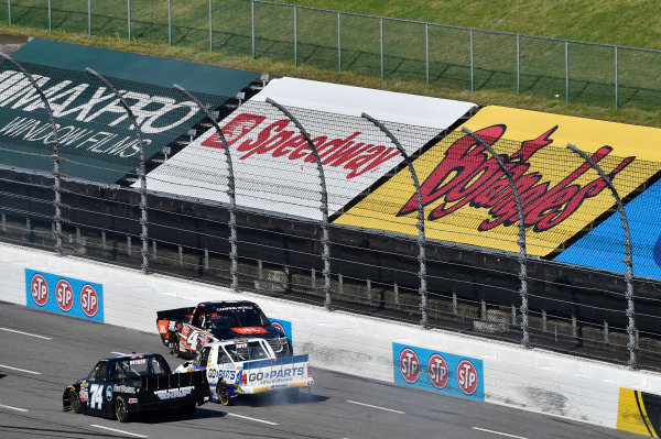 1-2 April, 2016, Martinsville, Virginia USA
Christopher Bell (4) spins on the backstretch.
?2016, John Harrelson / LAT Photo USA
1-2 April, 2016, Martinsville, Virginia USA
Christopher Bell (4) spins on the backstretch.
?2016, John Harrelson / LAT Photo USA