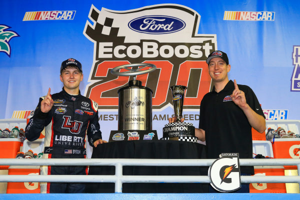 18 November, 2016, Homestead, Florida USA
William Byron wins Ford EcoBoost 200
©2016, Jim Fluharty / LAT Photo USA 18 November, 2016, Homestead, Florida USA
William Byron wins Ford EcoBoost 200
©2016, Jim Fluharty / LAT Photo USA
