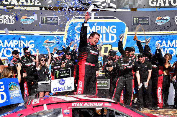 2017 Monster Energy NASCAR Cup Series
Camping World 500
Phoenix International Raceway, Avondale, AZ USA
Sunday 19 March 2017
Ryan Newman wins
World Copyright: Rusty Jarrett/LAT Images
ref: Digital Image 17PHX1rj_3143