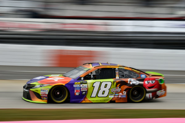 Monster Energy NASCAR Cup Series
First Data 500
Martinsville Speedway, Martinsville VA USA
Saturday 28 October 2017
Kyle Busch, Joe Gibbs Racing, M&M's Halloween Toyota Camry
World Copyright: Scott R LePage
LAT Images
ref: Digital Image lepage-171028-mart-3591