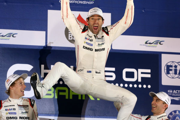 2015 FIA World Endurance Championship,
Bahrain International Circuit, Bahrain.
19th - 21st November 2015.
Timo Bernhard / Mark Webber / Brendon Hartley Porsche Team Porsche 919 Hybrid.
World Copyright: Jakob Ebrey / LAT Photographic.