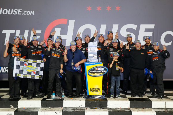 NASCAR Camping World Truck Series
TheHouse.com 225
Chicagoland Speedway, Joliet, IL USA
Friday 15 September 2017
Johnny Sauter, ISMConnect Chevrolet Silverado celebrates in victory lane
World Copyright: Russell LaBounty
LAT Images NASCAR Camping World Truck Series
TheHouse.com 225
Chicagoland Speedway, Joliet, IL USA
Friday 15 September 2017
Johnny Sauter, ISMConnect Chevrolet Silverado celebrates in victory lane
World Copyright: Russell LaBounty
LAT Images