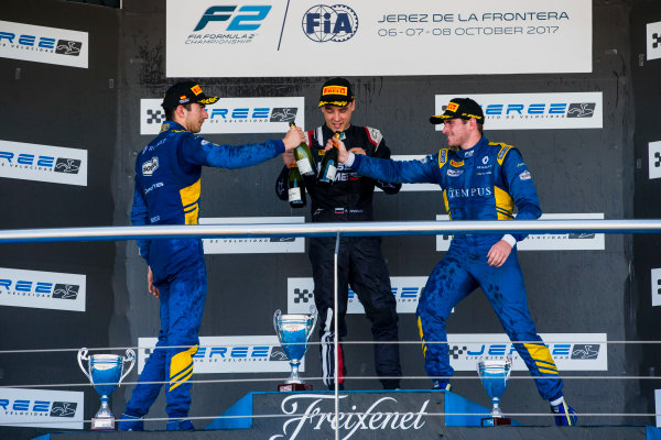 2017 FIA Formula 2 Round 10.
Circuito de Jerez, Jerez, Spain.
Sunday 8 October 2017.
Nicholas Latifi (CAN, DAMS), Artem Markelov (RUS, RUSSIAN TIME), Oliver Rowland (GBR, DAMS).
Photo: Zak Mauger/FIA Formula 2.
ref: Digital Image _X0W2965 2017 FIA Formula 2 Round 10.
Circuito de Jerez, Jerez, Spain.
Sunday 8 October 2017.
Nicholas Latifi (CAN, DAMS), Artem Markelov (RUS, RUSSIAN TIME), Oliver Rowland (GBR, DAMS).
Photo: Zak Mauger/FIA Formula 2.
ref: Digital Image _X0W2965
