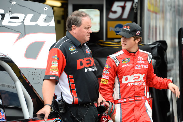 NASCAR Camping World Truck Series
UNOH 200
Bristol Motor Speedway, Bristol, TN USA
Wednesday 16 August 2017
Harrison Burton, DEX Imaging Toyota Tundra, Kevin Manion
World Copyright: John K Harrelson
LAT Images NASCAR Camping World Truck Series
UNOH 200
Bristol Motor Speedway, Bristol, TN USA
Wednesday 16 August 2017
Harrison Burton, DEX Imaging Toyota Tundra, Kevin Manion
World Copyright: John K Harrelson
LAT Images
