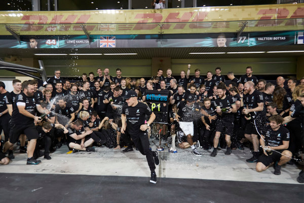 Yas Marina Circuit, Abu Dhabi, United Arab Emirates.
Sunday 26 November 2017.
Toto Wolff, Executive Director (Business), Mercedes AMG, Valtteri Bottas, Mercedes AMG, 1st Position, his wife Emelia, Lewis Hamilton, Mercedes AMG, 2nd Position, and the Mercedes team celebrate a great race result and another highly successful season.
World Copyright: Steve Etherington/LAT Images
ref: Digital Image SNE13493 Yas Marina Circuit, Abu Dhabi, United Arab Emirates.
Sunday 26 November 2017.
Toto Wolff, Executive Director (Business), Mercedes AMG, Valtteri Bottas, Mercedes AMG, 1st Position, his wife Emelia, Lewis Hamilton, Mercedes AMG, 2nd Position, and the Mercedes team celebrate a great race result and another highly successful season.
World Copyright: Steve Etherington/LAT Images
ref: Digital Image SNE13493