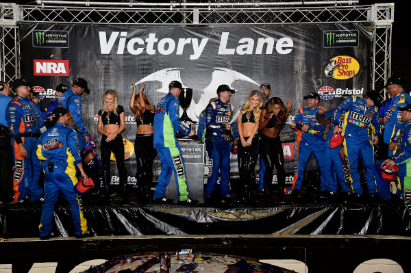 Monster Energy NASCAR Cup Series
Bass Pro Shops NRA Night Race
Bristol Motor Speedway, Bristol, TN USA
Saturday 19 August 2017
Kyle Busch, Joe Gibbs Racing, M&M's Caramel Toyota Camry wins
World Copyright: Rusty Jarrett
LAT Images Monster Energy NASCAR Cup Series
Bass Pro Shops NRA Night Race
Bristol Motor Speedway, Bristol, TN USA
Saturday 19 August 2017
Kyle Busch, Joe Gibbs Racing, M&M's Caramel Toyota Camry wins
World Copyright: Rusty Jarrett
LAT Images