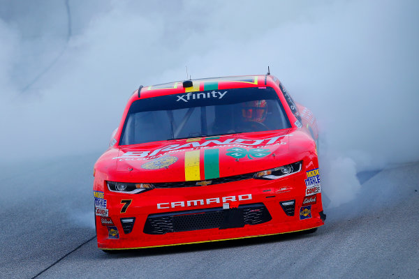 NASCAR XFINITY Series
TheHouse.com 300
Chicagoland Speedway, Joliet, IL USA
Saturday 16 September 2017
Justin Allgaier, BRANDT / Celebrating the Future of AG Chevrolet Camaro celebrates his win with a burnout
World Copyright: Russell LaBounty
LAT Images NASCAR XFINITY Series
TheHouse.com 300
Chicagoland Speedway, Joliet, IL USA
Saturday 16 September 2017
Justin Allgaier, BRANDT / Celebrating the Future of AG Chevrolet Camaro celebrates his win with a burnout
World Copyright: Russell LaBounty
LAT Images