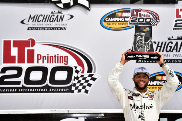 NASCAR Camping World Truck Series
LTI Printing 200
Michigan International Speedway, Brooklyn, MI USA
Saturday 12 August 2017
Darrell Wallace Jr, Maestro's Classic Chevrolet Silverado celebrates in Victory Lane
World Copyright: Nigel Kinrade
LAT Images