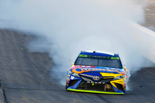 Monster Energy NASCAR Cup Series
ISM Connect 300
New Hampshire Motor Speedway
Loudon, NH USA
Sunday 24 September 2017
Kyle Busch, Joe Gibbs Racing, M&M's Caramel Toyota Camry celebrates his win
World Copyright: Nigel Kinrade
LAT Images