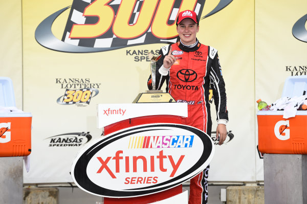 NASCAR XFINITY Series
Kansas Lottery 300
Kansas Speedway, Kansas City, KS USA
Saturday 21 October 2017
Christopher Bell, JBL Toyota Camry, Celebrates in Victory Lane.
World Copyright: John K Harrelson
LAT Images