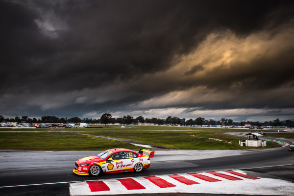 2017 Supercars Championship Round 5. 
Winton SuperSprint, Winton Raceway, Victoria, Australia.
Friday May 19th to Sunday May 21st 2017.
Fabian Coulthard drives the #12 Shell V-Power Racing Team Ford Falcon FGX.
World Copyright: Daniel Kalisz/LAT Images
Ref: Digital Image 190517_VASCR5_DKIMG_3545.JPG