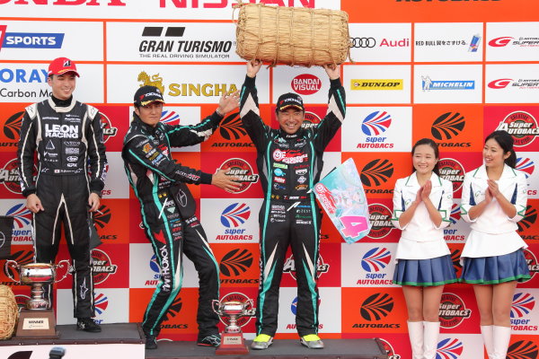 2017 Japanese Super GT Series.
Motegi, Japan.
11th - 12th November 2017. Rd 8.
GT300 2017 Driver’s Champion Nobuteru Taniguchi & Tatsuya Kataoka ( #4 GOODSMILE HATSUNE MIKU AMG ) podium portrait
World Copyright: Yasushi Ishihara/LAT Images
ref: Digital Image 2017_SGT_Rd8_023 2017 Japanese Super GT Series.
Motegi, Japan.
11th - 12th November 2017. Rd 8.
GT300 2017 Driver’s Champion Nobuteru Taniguchi & Tatsuya Kataoka ( #4 GOODSMILE HATSUNE MIKU AMG ) podium portrait
World Copyright: Yasushi Ishihara/LAT Images
ref: Digital Image 2017_SGT_Rd8_023