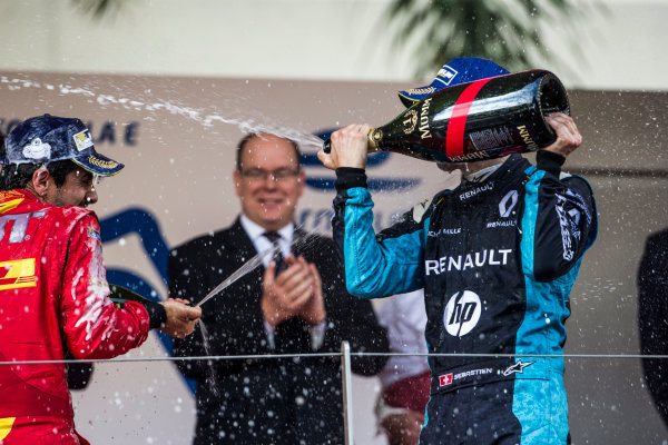 2016/2017 FIA Formula E Championship.
Monte-Carlo, Monaco
Saturday 13 May 2017.
Sebastien Buemi (SUI), Renault e.Dams, Spark-Renault, Renault Z.E 16, celebrates on the podium with Lucas Di Grassi (BRA), ABT Schaeffler Audi Sport, Spark-Abt Sportsline, ABT Schaeffler FE02.
Photo: Andrew Ferraro/LAT/Formula E
ref: Digital Image _FER8833 2016/2017 FIA Formula E Championship.
Monte-Carlo, Monaco
Saturday 13 May 2017.
Sebastien Buemi (SUI), Renault e.Dams, Spark-Renault, Renault Z.E 16, celebrates on the podium with Lucas Di Grassi (BRA), ABT Schaeffler Audi Sport, Spark-Abt Sportsline, ABT Schaeffler FE02.
Photo: Andrew Ferraro/LAT/Formula E
ref: Digital Image _FER8833