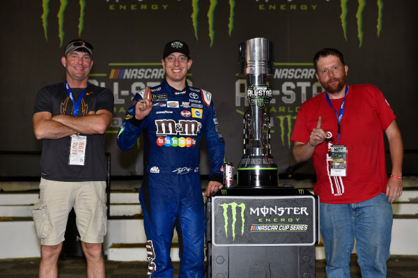 Monster Energy NASCAR Cup Series
Monster Energy NASCAR All-Star Race
Charlotte Motor Speedway, Concord, NC USA
Saturday 20 May 2017
Kyle Busch, Joe Gibbs Racing, M&M's Caramel Toyota Camry celebrates his win in Victory Lane
World Copyright: Nigel Kinrade
LAT Images
ref: Digital Image 17CLT1nk07366 Monster Energy NASCAR Cup Series
Monster Energy NASCAR All-Star Race
Charlotte Motor Speedway, Concord, NC USA
Saturday 20 May 2017
Kyle Busch, Joe Gibbs Racing, M&M's Caramel Toyota Camry celebrates his win in Victory Lane
World Copyright: Nigel Kinrade
LAT Images
ref: Digital Image 17CLT1nk07366