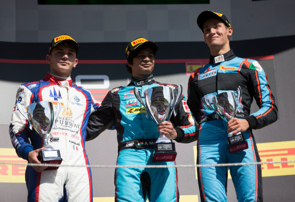 2017 GP3 Series Round 1.
Circuit de Catalunya, Barcelona, Spain.
Sunday 14 May 2017.
Winner of Race Two Arjun Maini (IND, Jenzer Motorsport) , second placed Dorian Boccolacci (FRA, Trident) and third placed Alessio Lorandi (ITA, Jenzer Motorsport) on the podium
Photo: Jed Leicester/GP3 Series Media Service.
ref: Digital Image JL1_0163 2017 GP3 Series Round 1.
Circuit de Catalunya, Barcelona, Spain.
Sunday 14 May 2017.
Winner of Race Two Arjun Maini (IND, Jenzer Motorsport) , second placed Dorian Boccolacci (FRA, Trident) and third placed Alessio Lorandi (ITA, Jenzer Motorsport) on the podium
Photo: Jed Leicester/GP3 Series Media Service.
ref: Digital Image JL1_0163