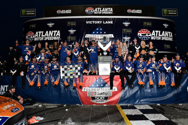 2017 Monster Energy NASCAR Cup Series - Fold of Honor QuikTrip 500
Atlanta Motor Speedway, Hampton, GA USA
Sunday 5 March 2017
Brad Keselowski
World Copyright: Rusty Jarrett/LAT Images
ref: Digital Image 17ATL1rj_2869 2017 Monster Energy NASCAR Cup Series - Fold of Honor QuikTrip 500
Atlanta Motor Speedway, Hampton, GA USA
Sunday 5 March 2017
Brad Keselowski
World Copyright: Rusty Jarrett/LAT Images
ref: Digital Image 17ATL1rj_2869