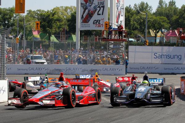 14 July, 2013, Toronto, Ontario CA
Sebastien Bourdais and Tony Kanaan at start of race
.(c)2013, Todd Davis
LAT Photo USA