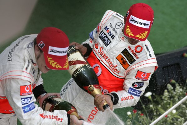 2007 Malaysian Grand Prix - Sunday Race
Sepang, Kuala Lumpur. Malaysia.
8th April 2007.
Fernando Alonso, McLaren MP4-22 Mercedes, 1st position, and team mate Lewis Hamilton, McLaren MP4-22 Mercedes, 2nd position, celebrate on the podium. Podiums. Portrait.
World Copyright: Steven Tee/LAT Photographic.
ref: Digital Image YY2Z7668A 2007 Malaysian Grand Prix - Sunday Race
Sepang, Kuala Lumpur. Malaysia.
8th April 2007.
Fernando Alonso, McLaren MP4-22 Mercedes, 1st position, and team mate Lewis Hamilton, McLaren MP4-22 Mercedes, 2nd position, celebrate on the podium. Podiums. Portrait.
World Copyright: Steven Tee/LAT Photographic.
ref: Digital Image YY2Z7668A