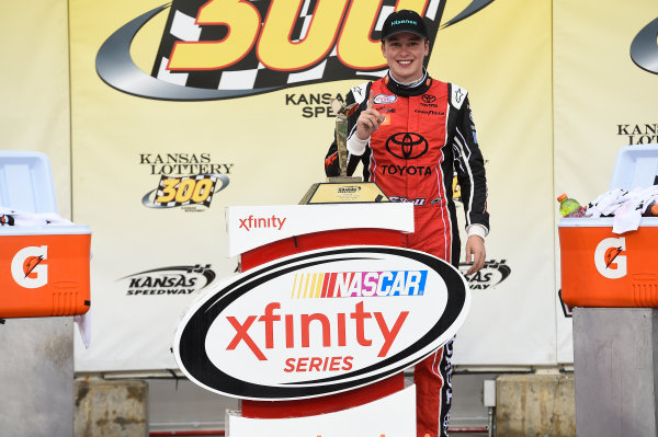 NASCAR XFINITY Series
Kansas Lottery 300
Kansas Speedway, Kansas City, KS USA
Saturday 21 October 2017
Christopher Bell, JBL Toyota Camry, Celebrates in Victory Lane.
World Copyright: John K Harrelson
LAT Images