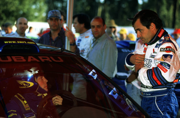 FIA World Rally Championship
Portuguese Rally, Porto, Portugal.
16-19th March 2000.
Richard Burns (Subaru) talks to Carlos Sainz. - Portrait.
World - LAT Photographic
Tel: +44 (0) 181 251 3000
Fax: +44 (0) 181 251 3001
e-mail: latdig@dial.pipex
com

