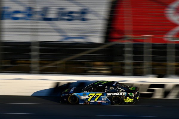 Monster Energy NASCAR Cup Series
First Data 500
Martinsville Speedway, Martinsville VA USA
Sunday 29 October 2017
Erik Jones, Furniture Row Racing, SiriusXM Toyota Camry
World Copyright: Scott R LePage
LAT Images
ref: Digital Image lepage-171029-mart-9021