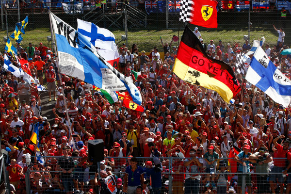 Hungaroring, Budapest, Hungary.
Sunday 30 July 2017.
Fans wave huge flags for Sebastian Vettel, Ferrari, 1st Position, and Kimi Raikkonen, Ferrari, 2nd Position, after the race.
World Copyright: Andrew Hone/LAT Images
ref: Digital Image _ONZ1135 Hungaroring, Budapest, Hungary.
Sunday 30 July 2017.
Fans wave huge flags for Sebastian Vettel, Ferrari, 1st Position, and Kimi Raikkonen, Ferrari, 2nd Position, after the race.
World Copyright: Andrew Hone/LAT Images
ref: Digital Image _ONZ1135