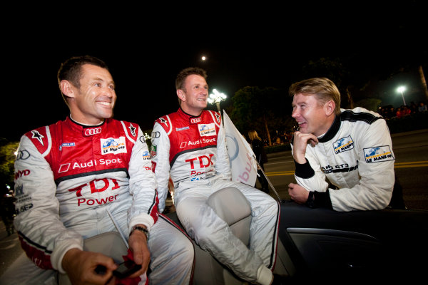 6 Hours of Zhuhai.
Zhuhai, China. 11th - 13th November 2011. 
Tom Kristensen / Allan McNish, Audi Sport Team Joest, Audi R18 with Mika Hakkinen, Team AMG China, Mercedes SLS AMG GT3 at the drivers parade. 
Portrait. 
Drew Gibson/LAT Photographic. 
ref: Digital Image _Y8P9005