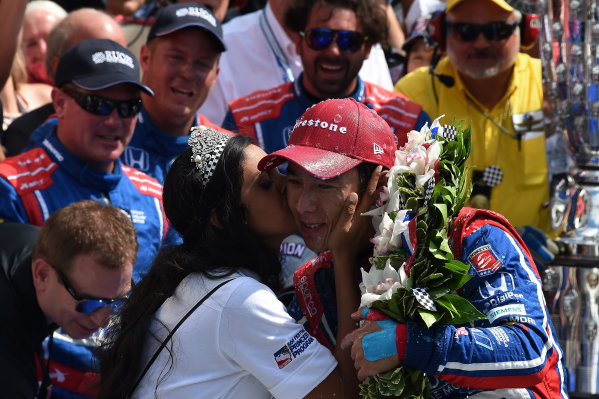 Verizon IndyCar Series
Indianapolis 500 Race
Indianapolis Motor Speedway, Indianapolis, IN USA
Sunday 28 May 2017
Race winner Takuma Sato (JPN) Andretti Autosport Honda celebrates in Victory Lane
World Copyright: Jose Rubio/Sutton/LAT Images
ref: Digital Image dcd1728my1060