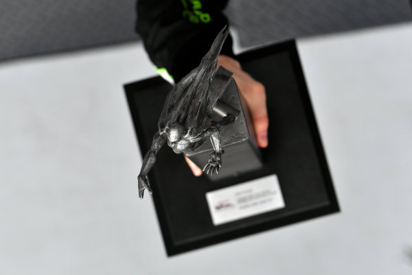 2017 Verizon IndyCar Series
Honda Indy Grand Prix of Alabama
Barber Motorsports Park, Birmingham, AL USA
Sunday 23 April 2017
Josef Newgarden, Team Penske Chevrolet victory lane trophy
World Copyright: Scott R LePage
LAT Images
ref: Digital Image lepage-170423-bhm-6497 2017 Verizon IndyCar Series
Honda Indy Grand Prix of Alabama
Barber Motorsports Park, Birmingham, AL USA
Sunday 23 April 2017
Josef Newgarden, Team Penske Chevrolet victory lane trophy
World Copyright: Scott R LePage
LAT Images
ref: Digital Image lepage-170423-bhm-6497