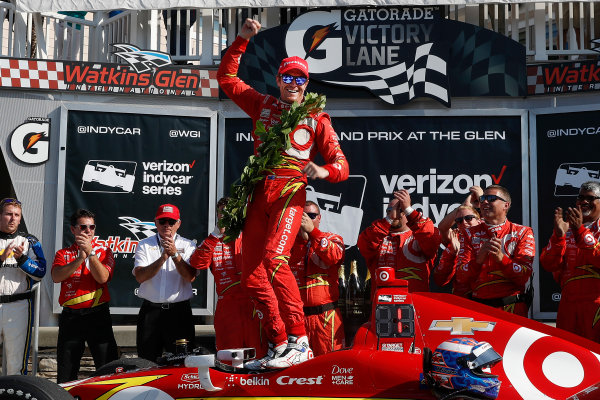 2-4 September, 2016, Watkins Glen, New York, USA
Scott Dixon celebrates in victory lane
?2016, Michael L. Levitt
LAT Photo USA 2-4 September, 2016, Watkins Glen, New York, USA
Scott Dixon celebrates in victory lane
?2016, Michael L. Levitt
LAT Photo USA