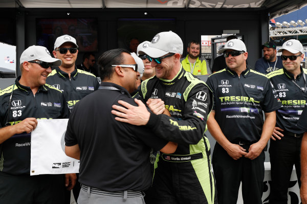 Verizon IndyCar Series
Rainguard Water Sealers 600
Texas Motor Speedway, Ft. Worth, TX USA
Friday 9 June 2017
Verizon P1 Pole Award winner Charlie Kimball and Steven Williams of Verizon
World Copyright: Michael L. Levitt
LAT Images