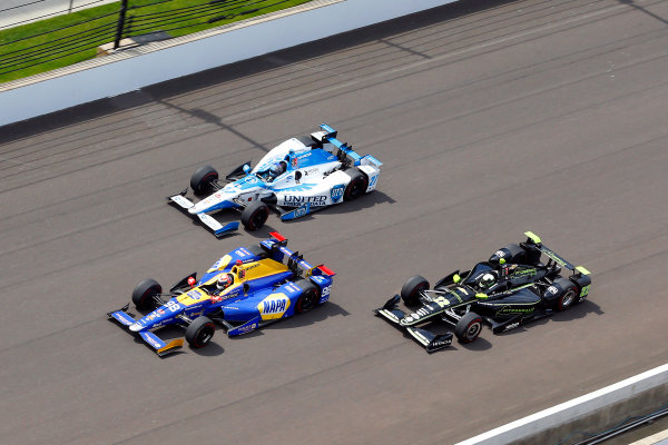Verizon IndyCar Series
Indianapolis 500 Race
Indianapolis Motor Speedway, Indianapolis, IN USA
Sunday 28 May 2017
Alexander Rossi, Andretti Herta Autosport with Curb-Agajanian Honda, Juan Pablo Montoya, Team Penske Chevrolet and Marco Andretti, Andretti Autosport with Yarrow Honda
World Copyright: Russell LaBounty
LAT Images Verizon IndyCar Series
Indianapolis 500 Race
Indianapolis Motor Speedway, Indianapolis, IN USA
Sunday 28 May 2017
Alexander Rossi, Andretti Herta Autosport with Curb-Agajanian Honda, Juan Pablo Montoya, Team Penske Chevrolet and Marco Andretti, Andretti Autosport with Yarrow Honda
World Copyright: Russell LaBounty
LAT Images